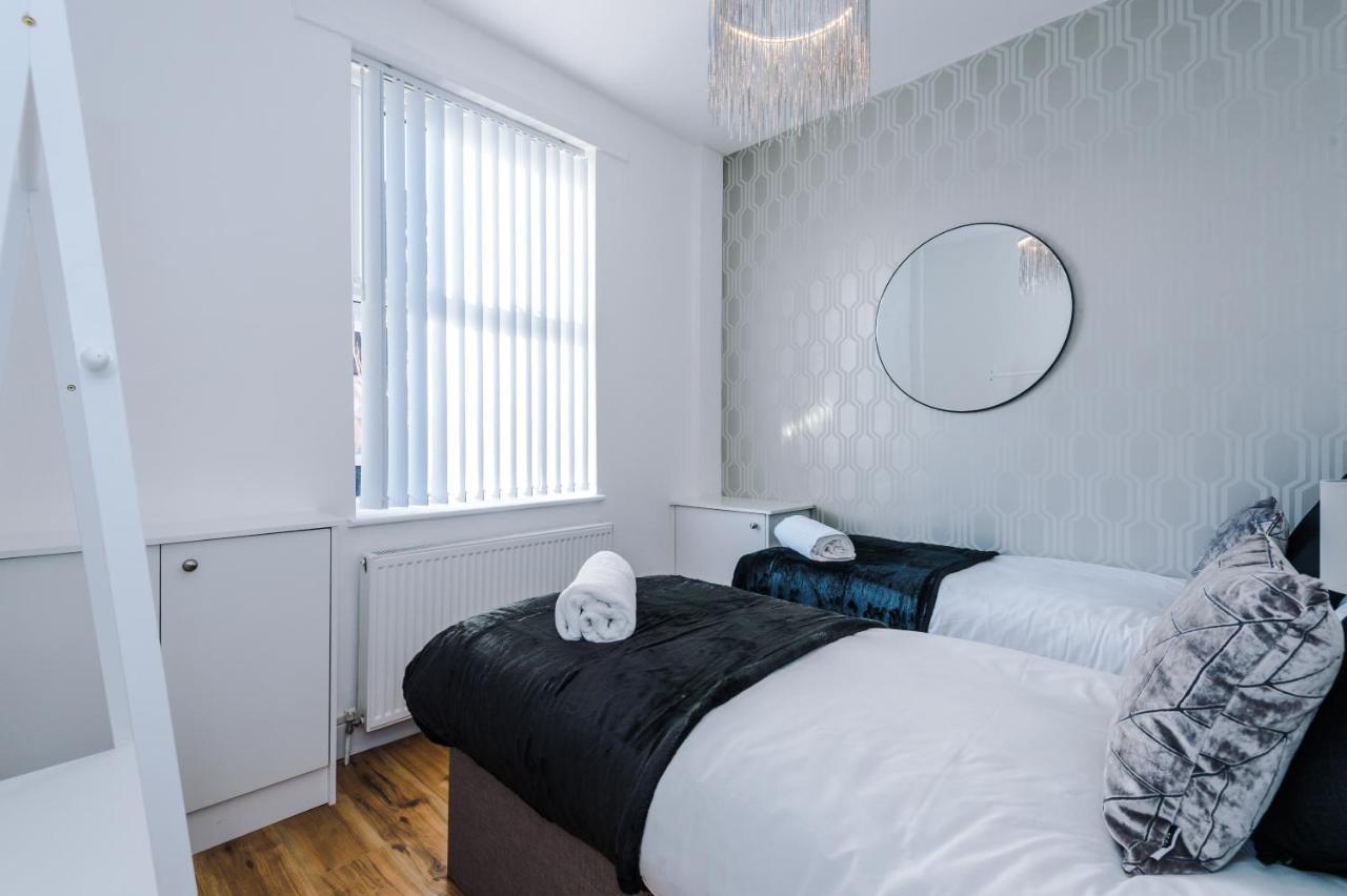 3 Bedroom House Manchester Hosted By Mcr Dens 외부 사진