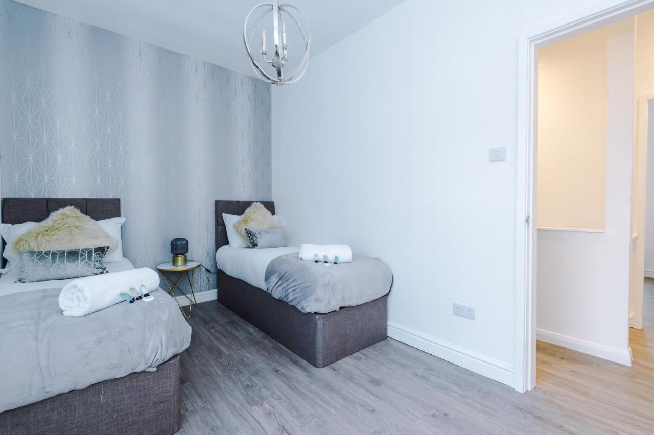 3 Bedroom House Manchester Hosted By Mcr Dens 외부 사진